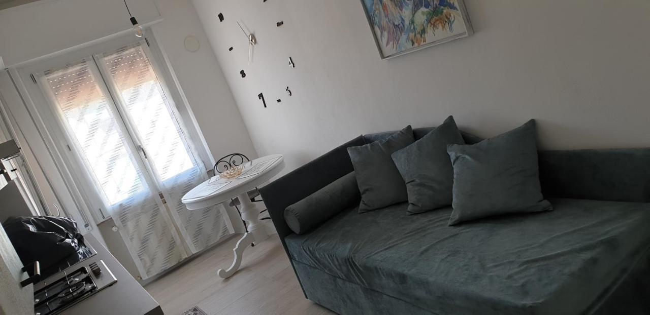 Rosy'S Flat Apartamento La Spezia Exterior foto