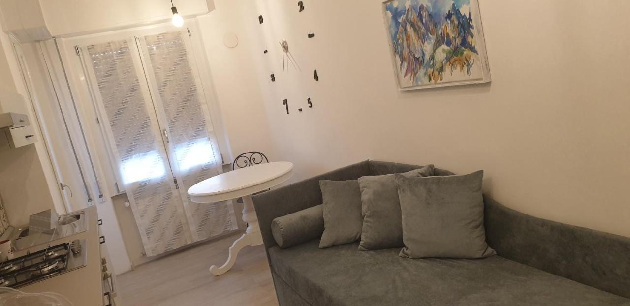 Rosy'S Flat Apartamento La Spezia Exterior foto